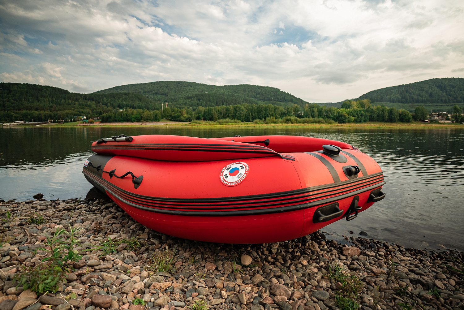 Лодка MISHIMO RIVER FJET PRO 430  под водомет в Тольятти