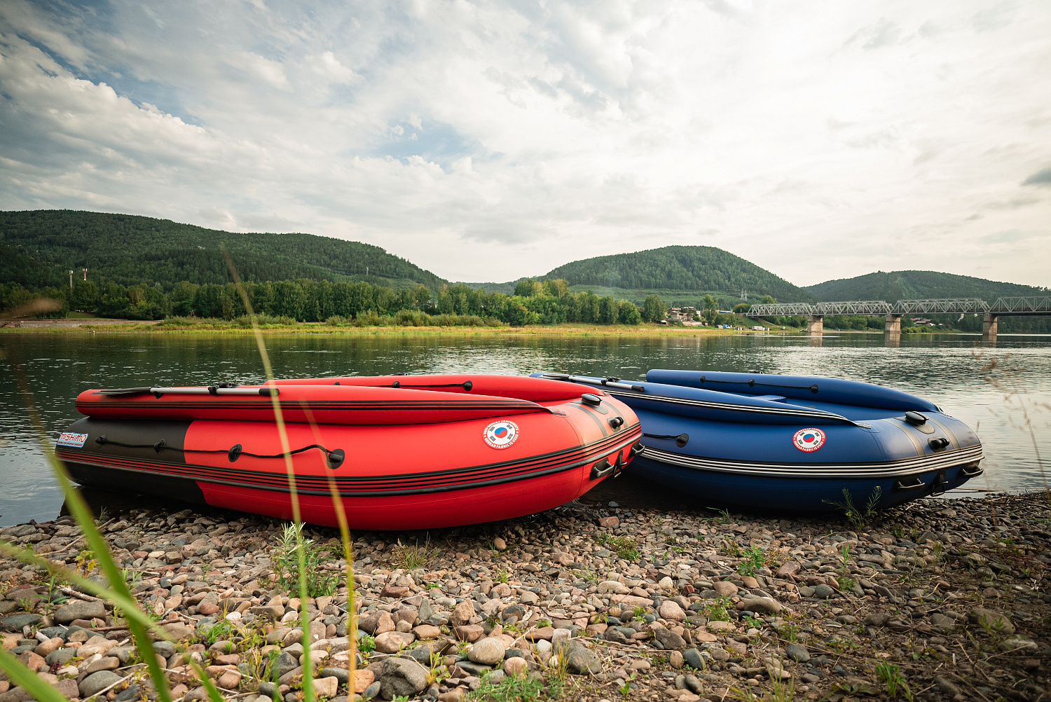 Лодка MISHIMO RIVER FJET PRO 430  под водомет в Тольятти