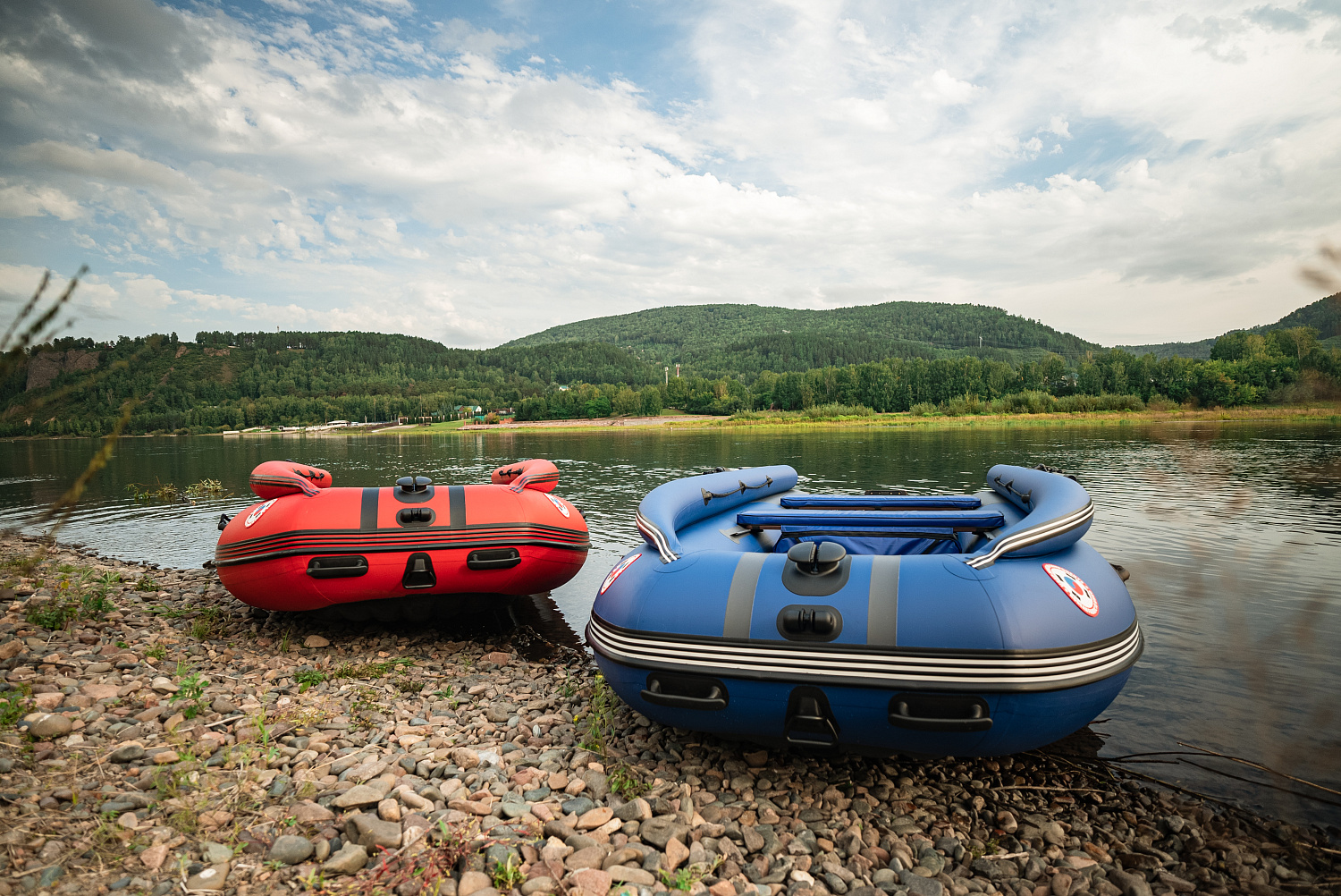 Лодка MISHIMO RIVER FJET PRO 430  под водомет в Тольятти