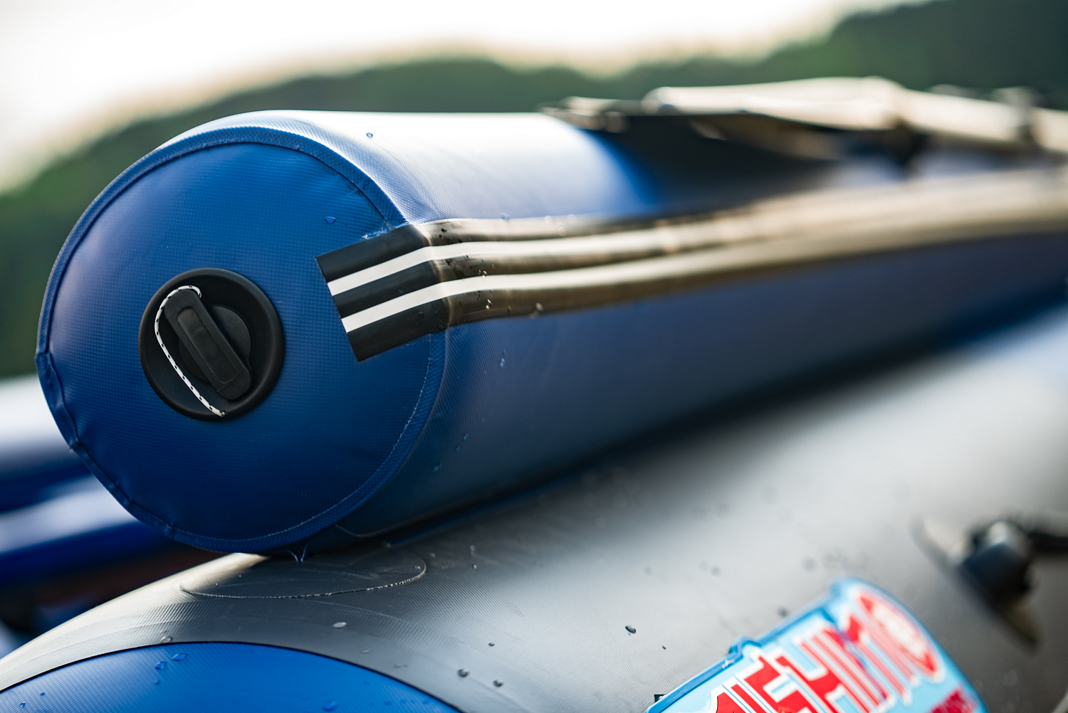 Лодка MISHIMO RIVER FJET PRO 430  под водомет в Тольятти