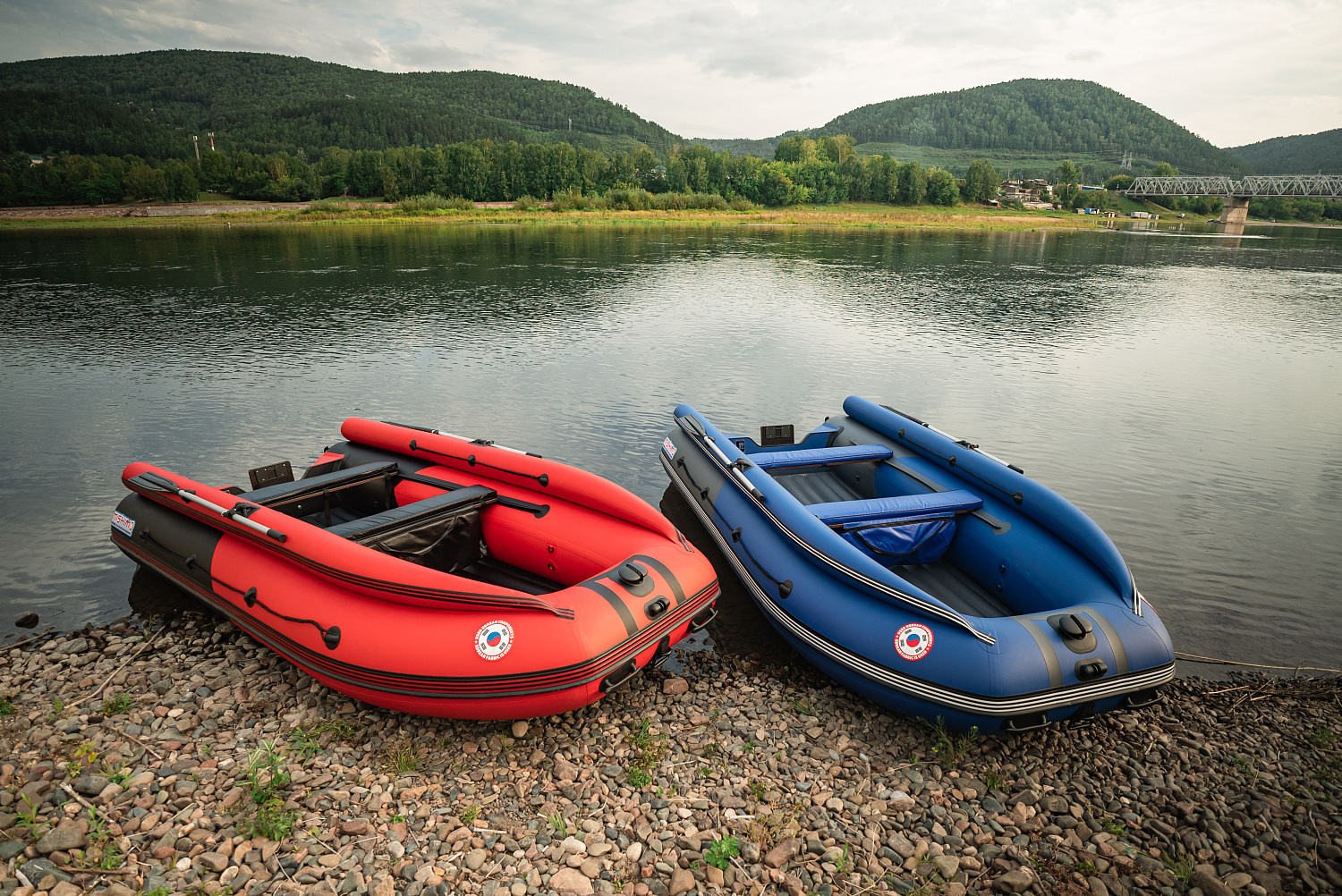 Лодка MISHIMO RIVER FJET PRO 430  под водомет в Тольятти