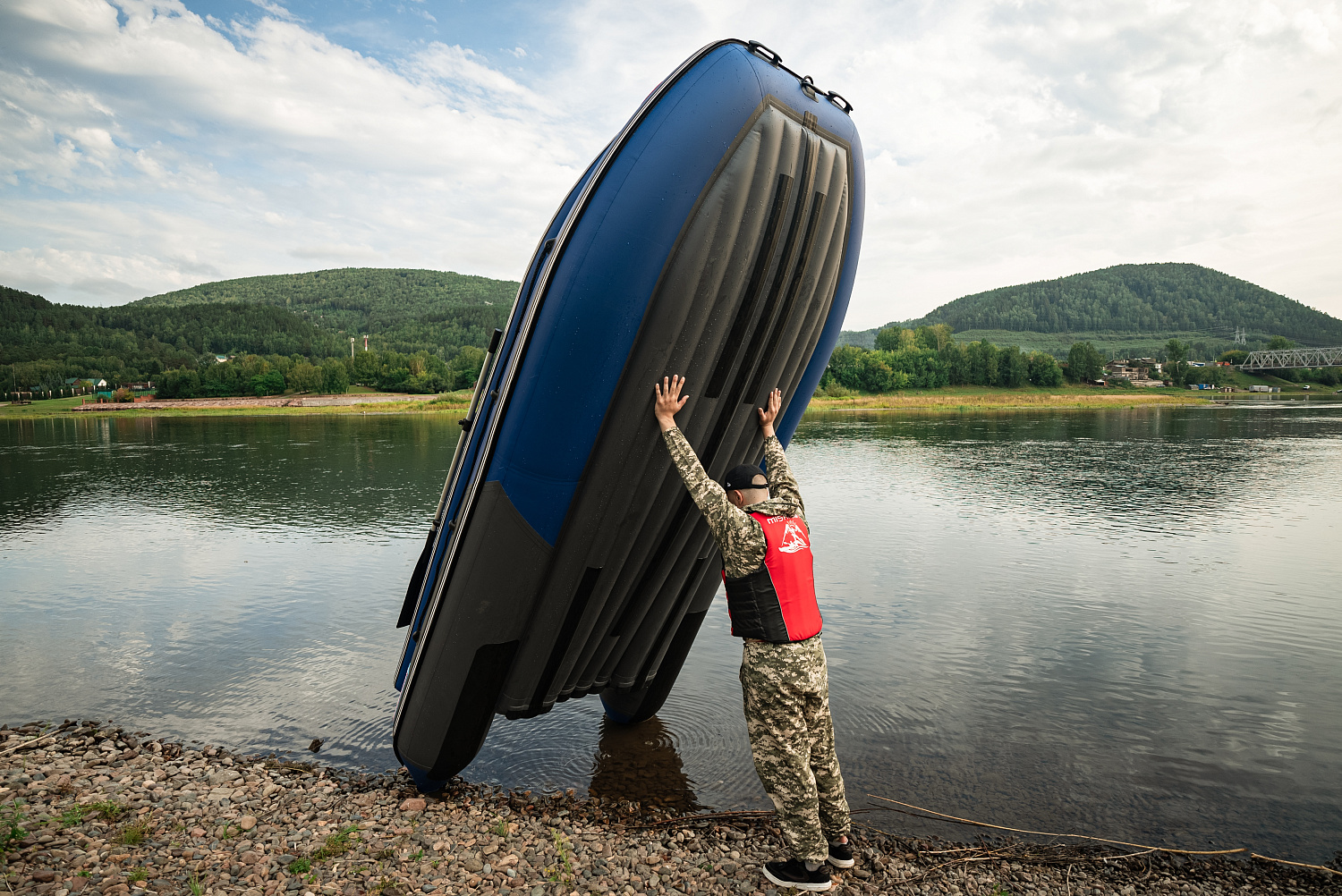 Лодка MISHIMO RIVER FJET PRO 430  под водомет в Тольятти