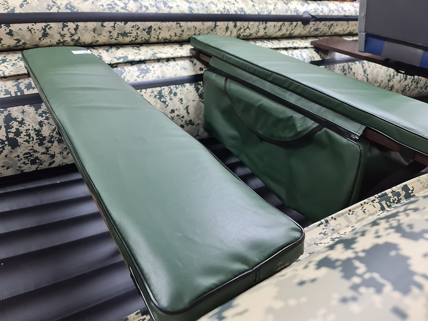 КОМПЛЕКТ МЯГКИХ НАКЛАДОК С СУМКОЙ ДЛЯ ЛОДОК 110Х20 ЗЕЛЕНЫЙ в Тольятти